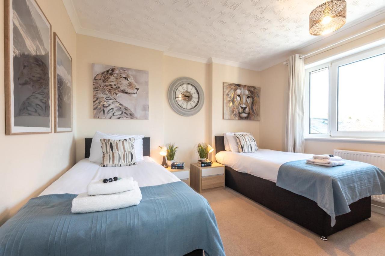 Cheerful 3-Bedroom Douglas House With Patio Σαουθάμπτον Εξωτερικό φωτογραφία