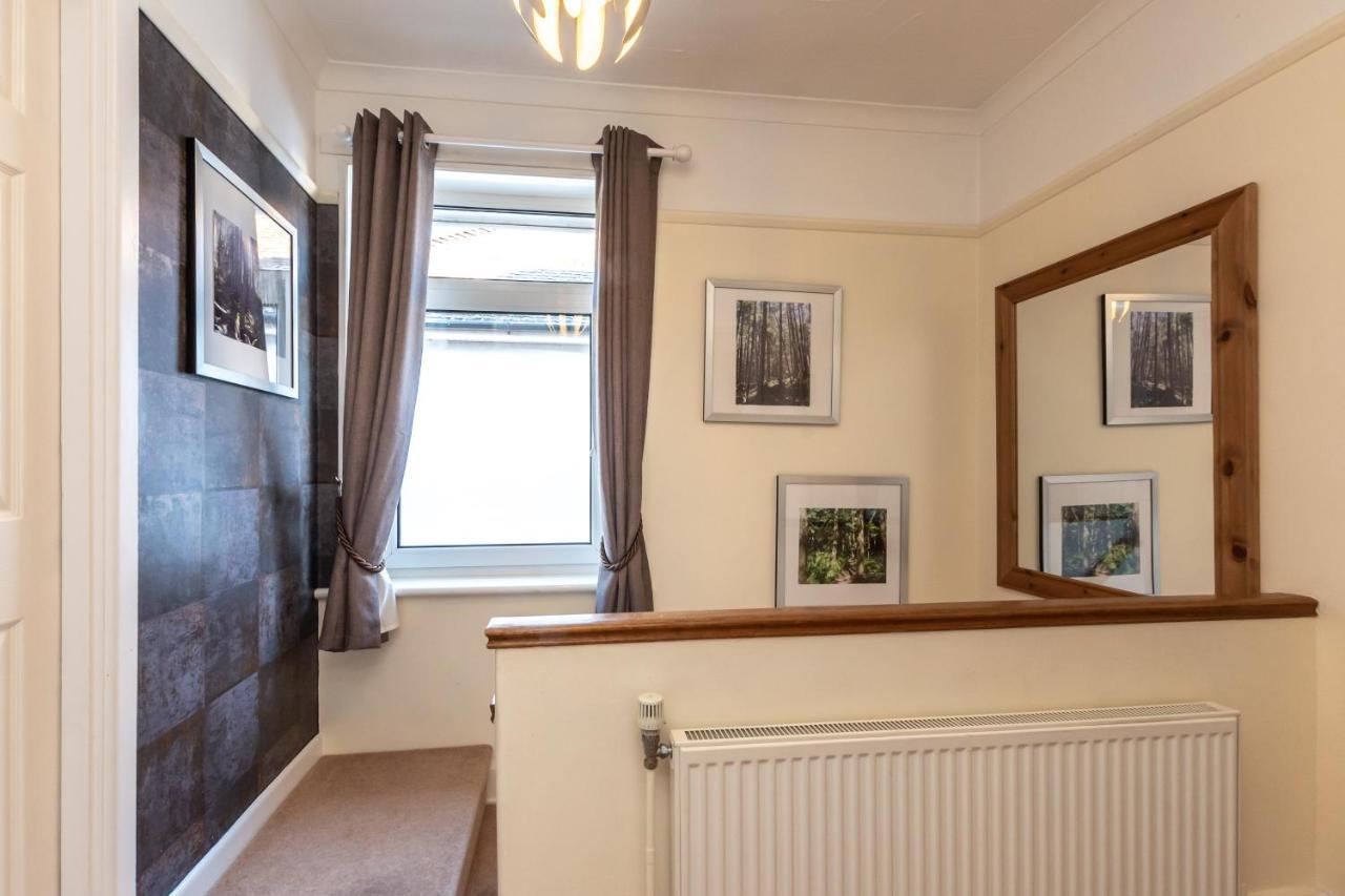 Cheerful 3-Bedroom Douglas House With Patio Σαουθάμπτον Εξωτερικό φωτογραφία